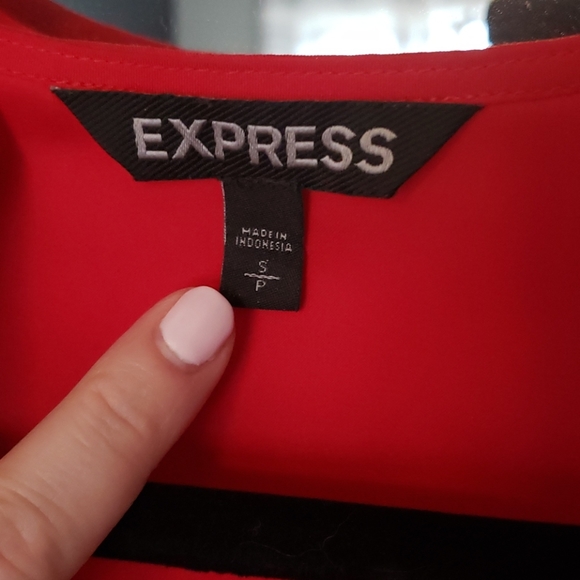 Express Red Blouse - Picture 2 of 3